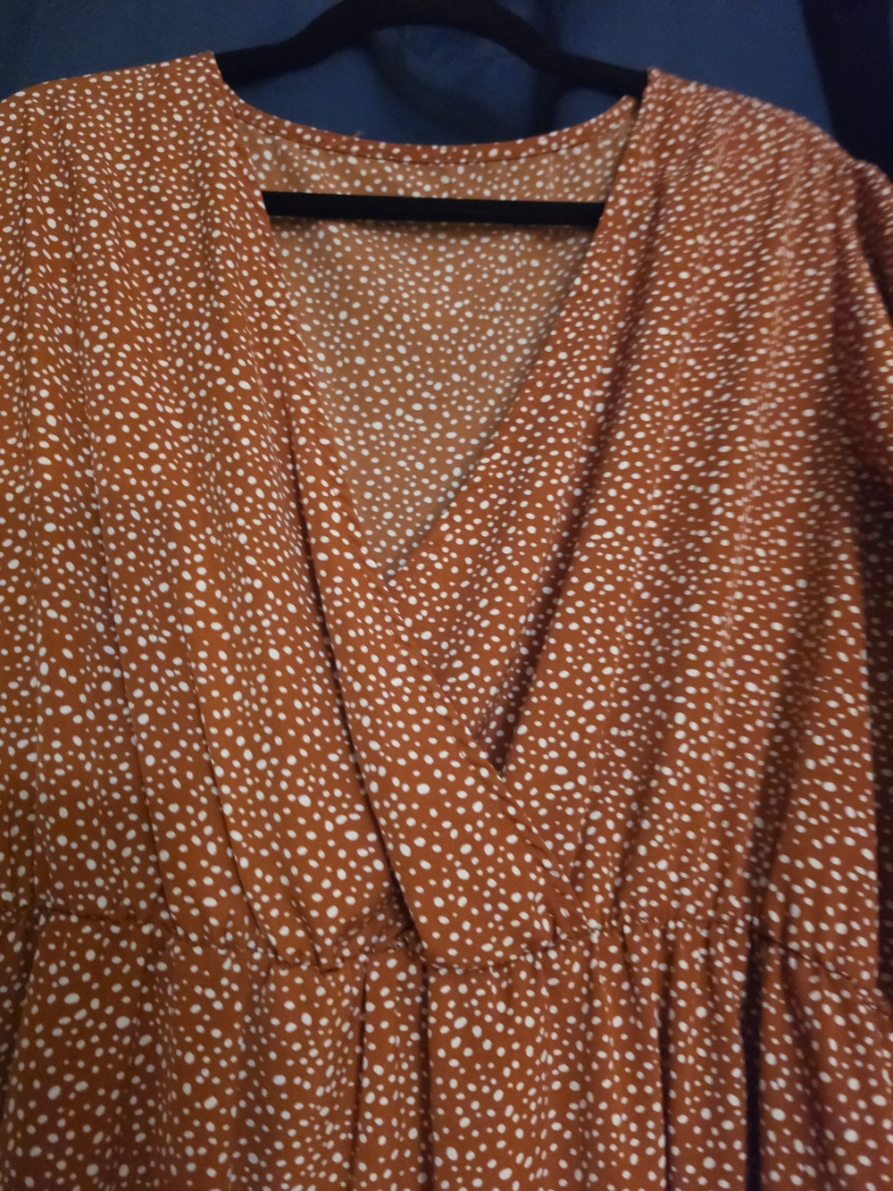 SHEIN Rust Orange V-Neck Midi Dress with White Dot Print - Picture 3 of 7